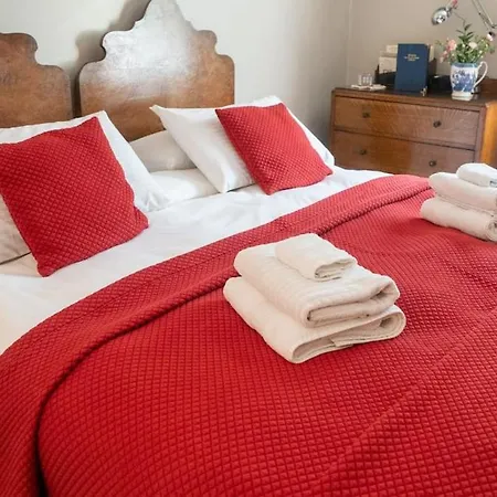 Maids Guest Rooms Kew Exterior photo