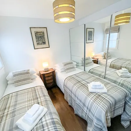 Maids Guest Rooms Kew Exterior photo